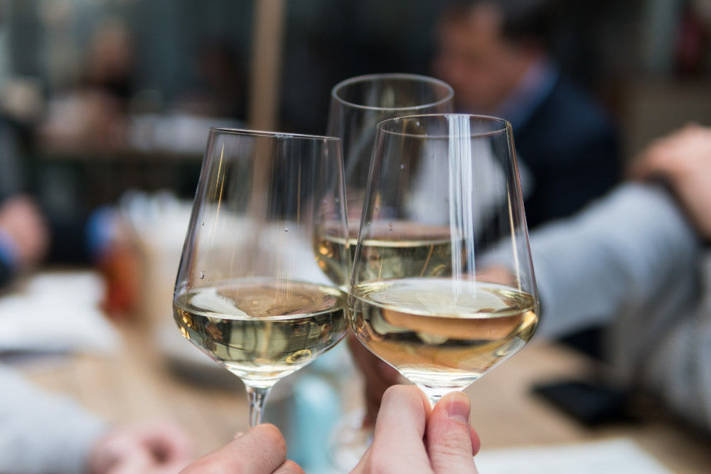 matthieu-joannon-white-wine.jpg