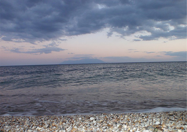 dikella_beach.jpg