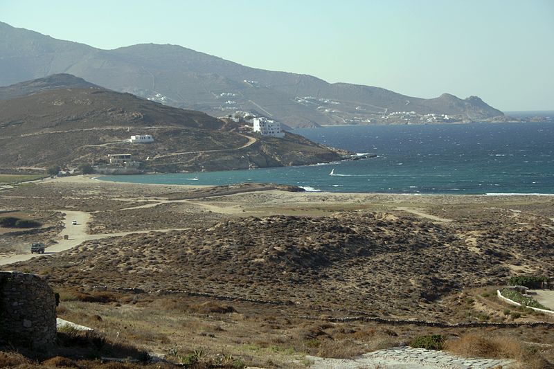 Ftelia_Bay,_Mykonos,.jpg