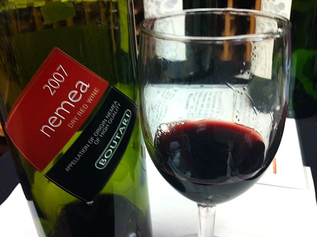 Agiorgitiko_nemea_wine.jpeg