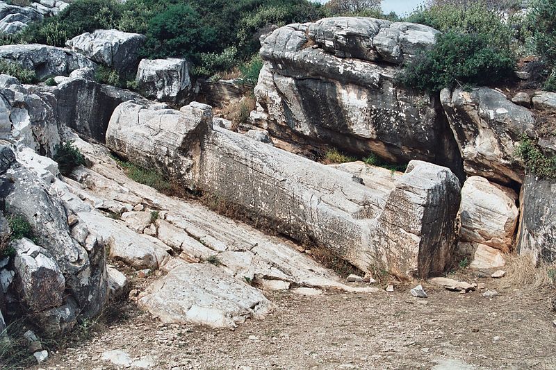 Naxos_Kouros_2.jfif