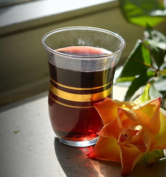 a_glass_of_Mavrodafni.jpg
