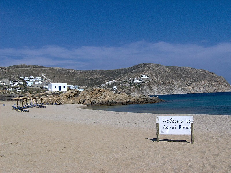 Agrari_beach_in_April_-_panoramio.jpg