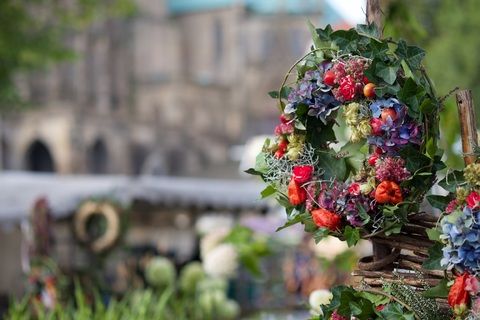 plant-flower-autumn-garden-flora-wreath-830307-pxhere.com.jpg