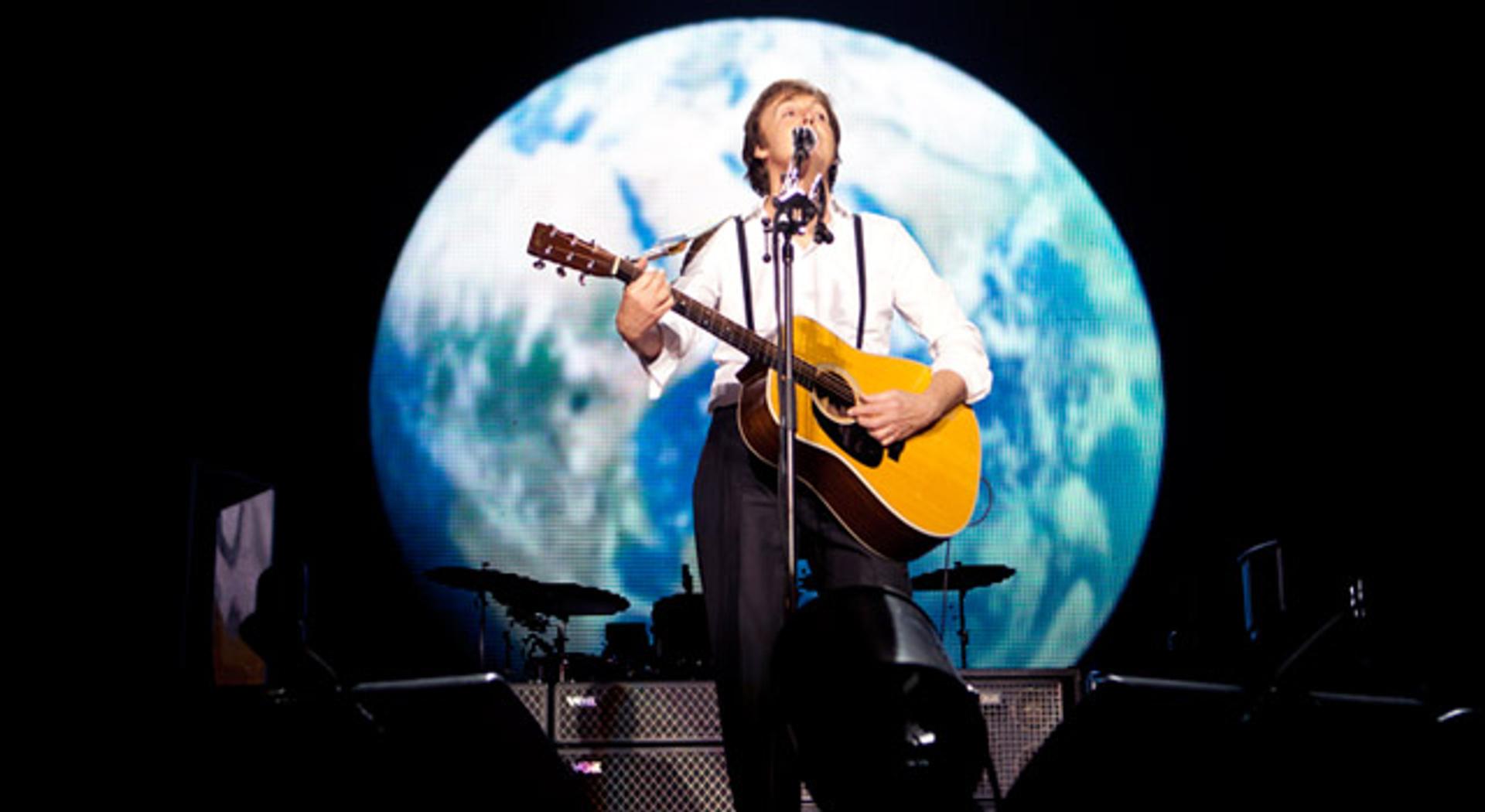 Paul Backs Jamie Oliver's 'Food Revolution Day'