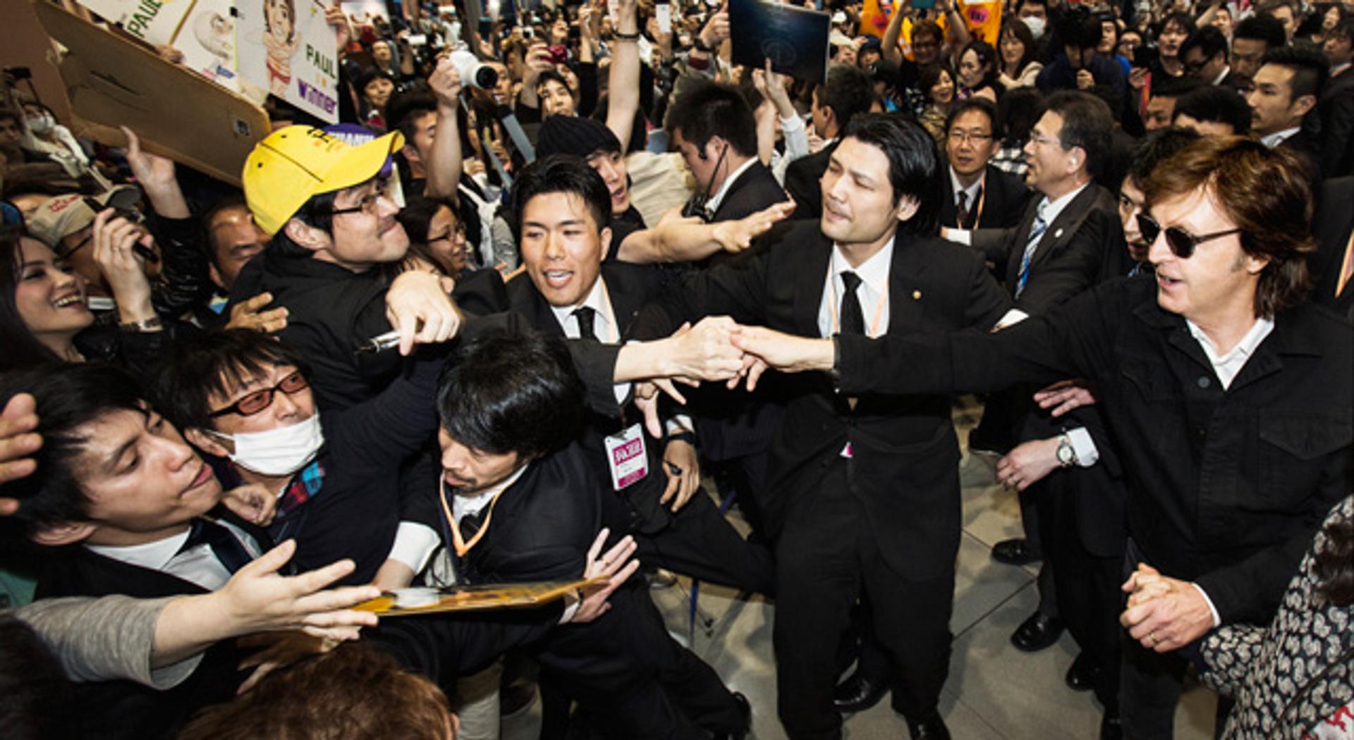 Paul Arrives In Japan