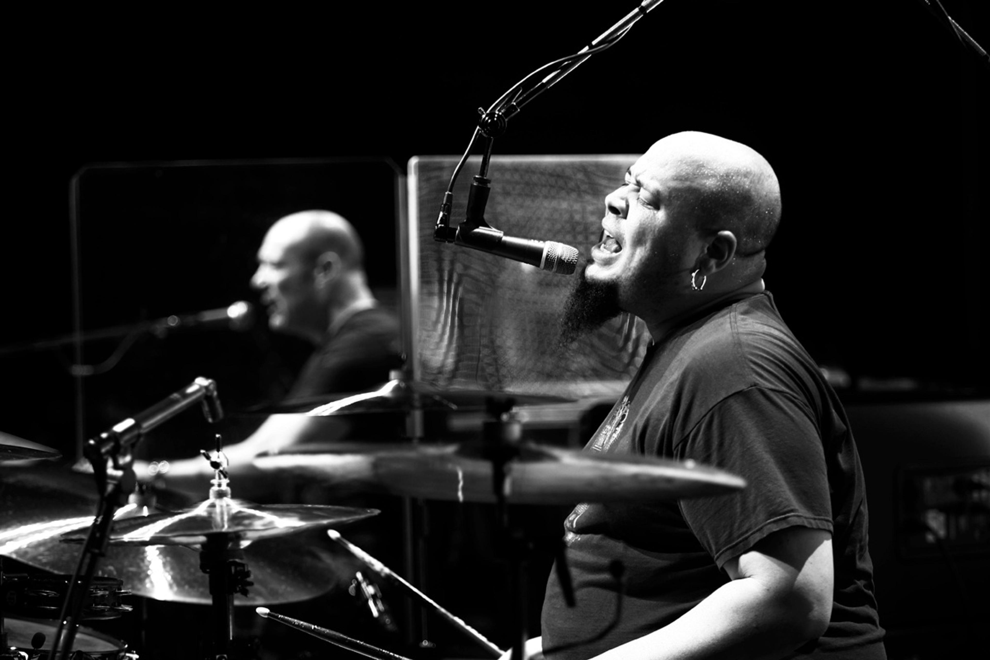 Wix and Abe at rehearsals, Scottrade Center, St Louis, 10th November 2012