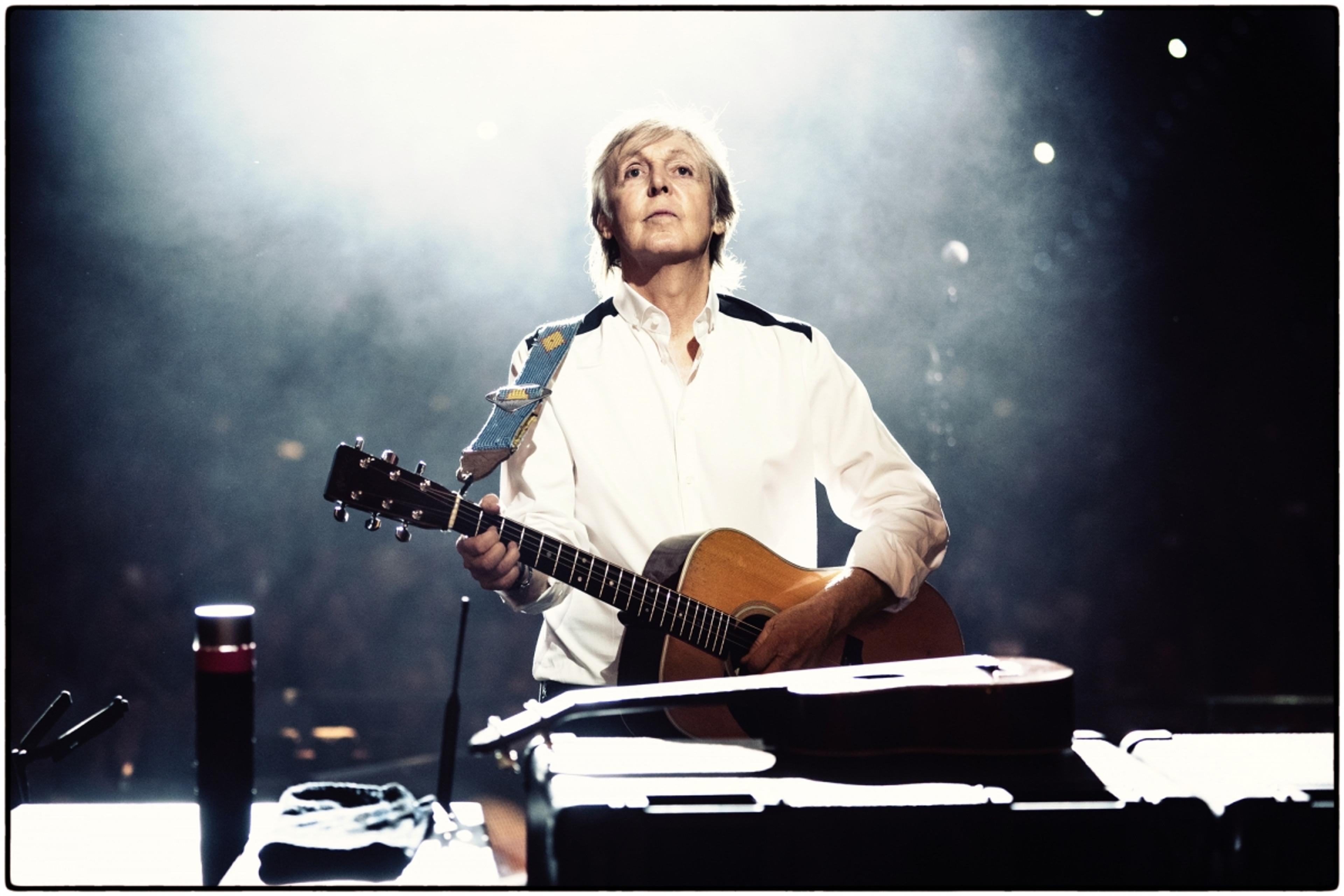 Photo of Paul performing in Raleigh