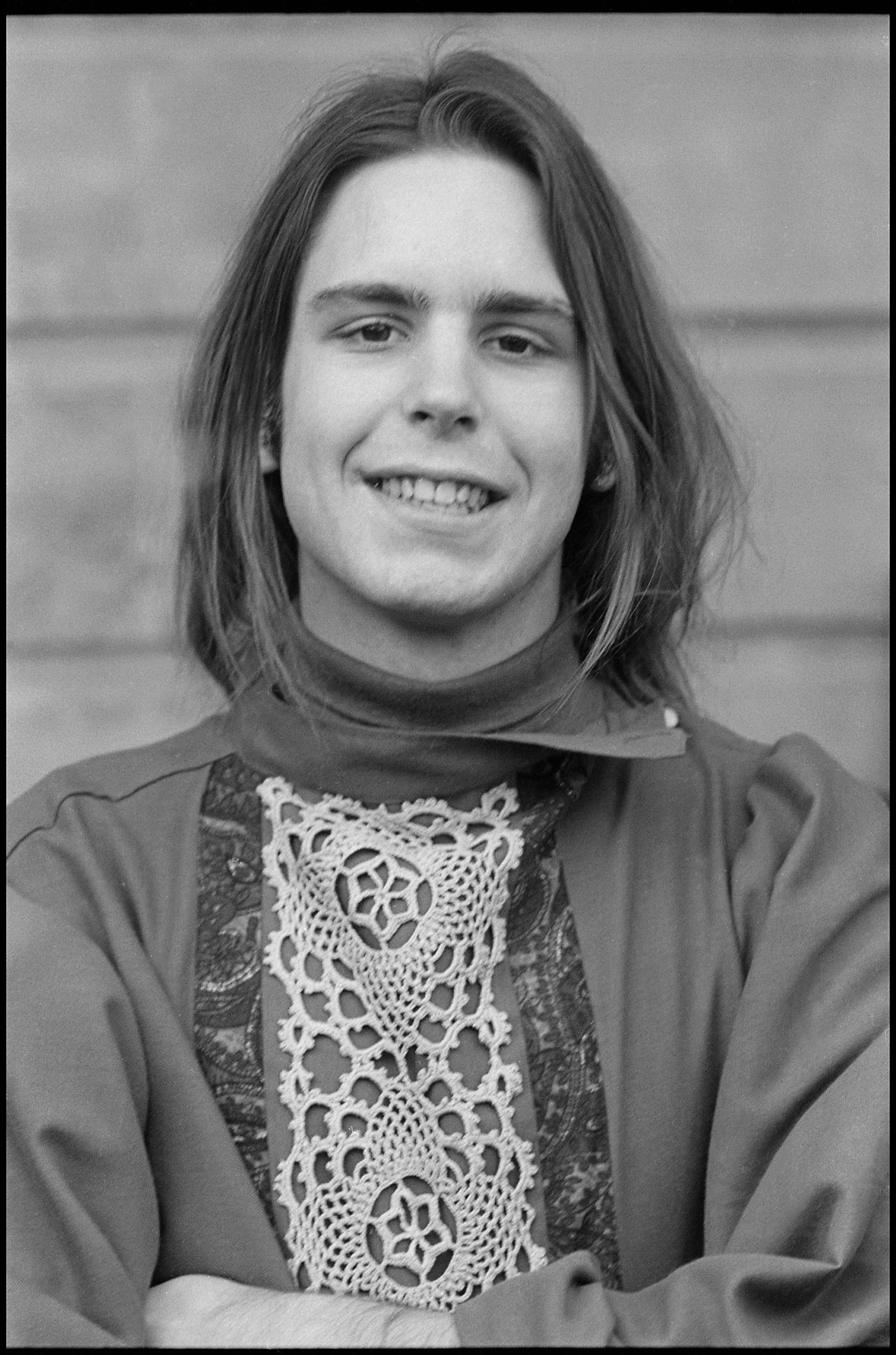 Black and white photo of Bob Weir