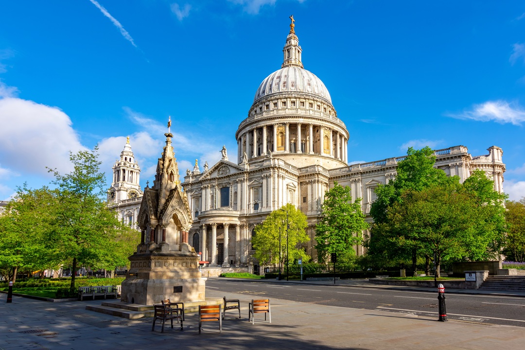 offshore bank account in the uk.jpg