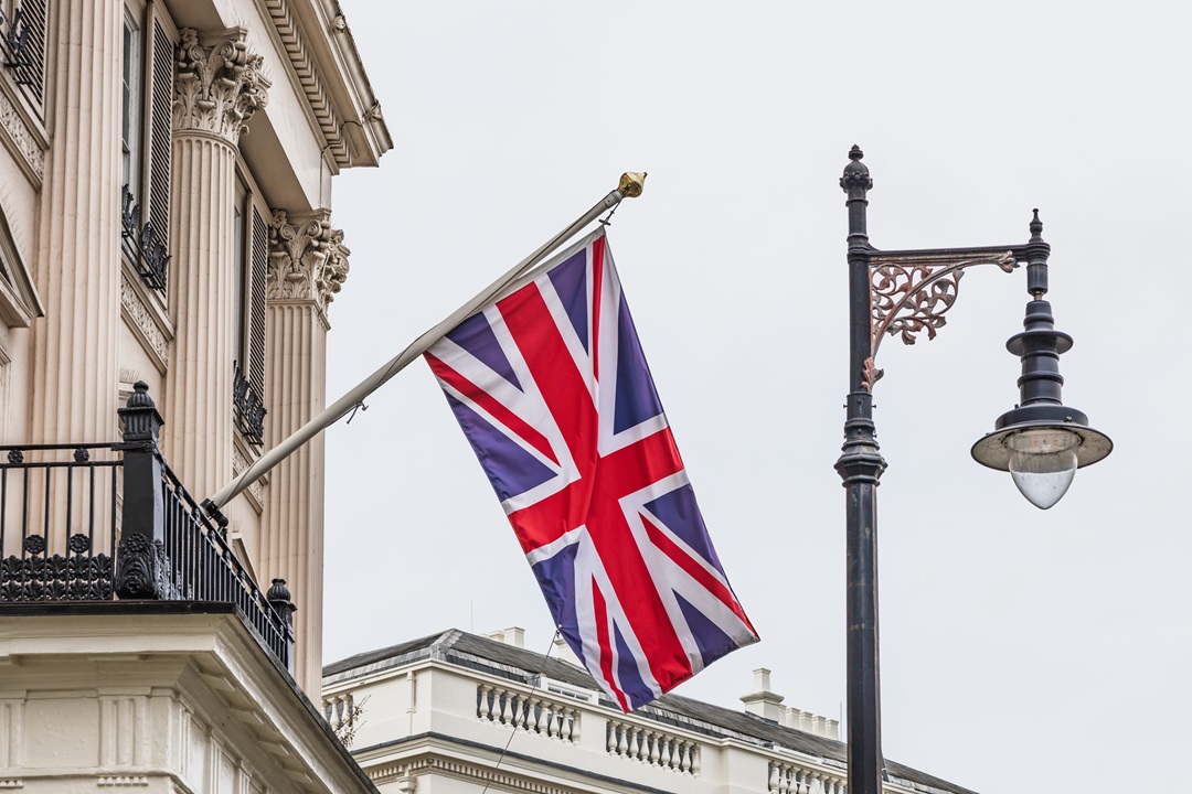 uk offshore account.jpg