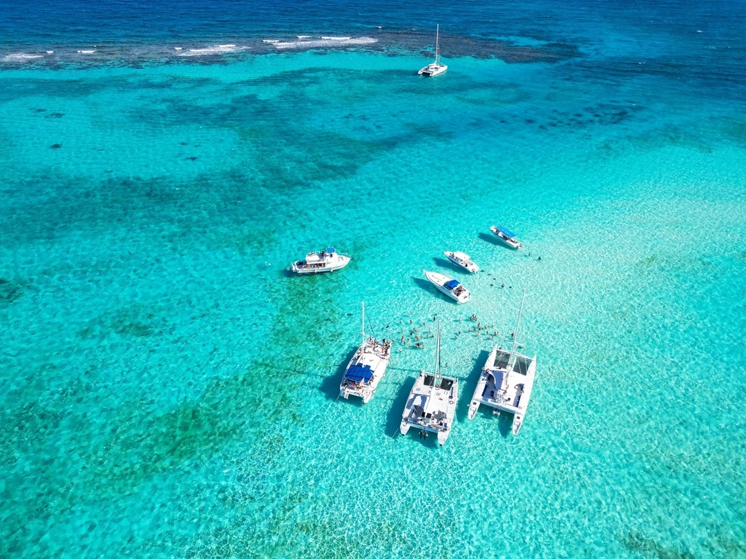 Opening a Business Savings Account in the Cayman Islands