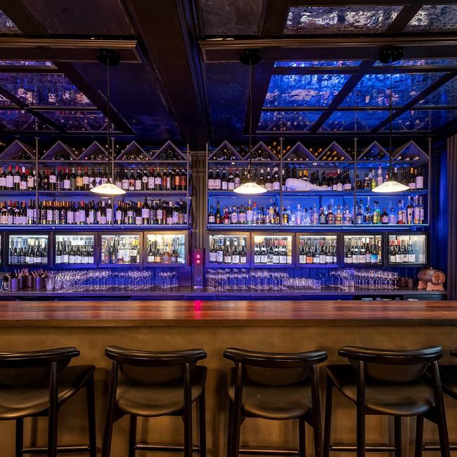 Uppi - Venue & Bar