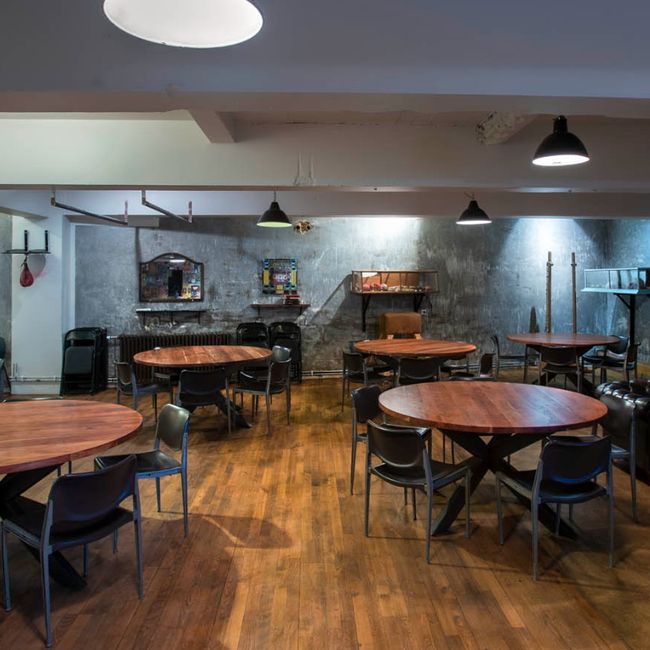 Gym & Tonic - Kex Hostel