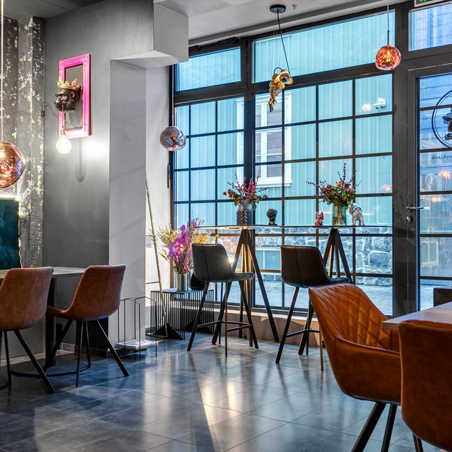 The Lounge