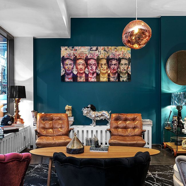 The Lounge