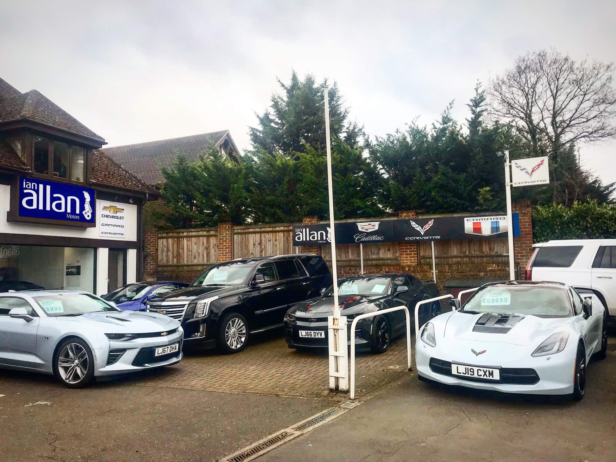 America UK Store Ian Allan Motors