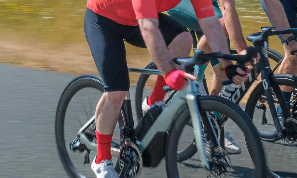 Cyclist wearing short finger gloves 