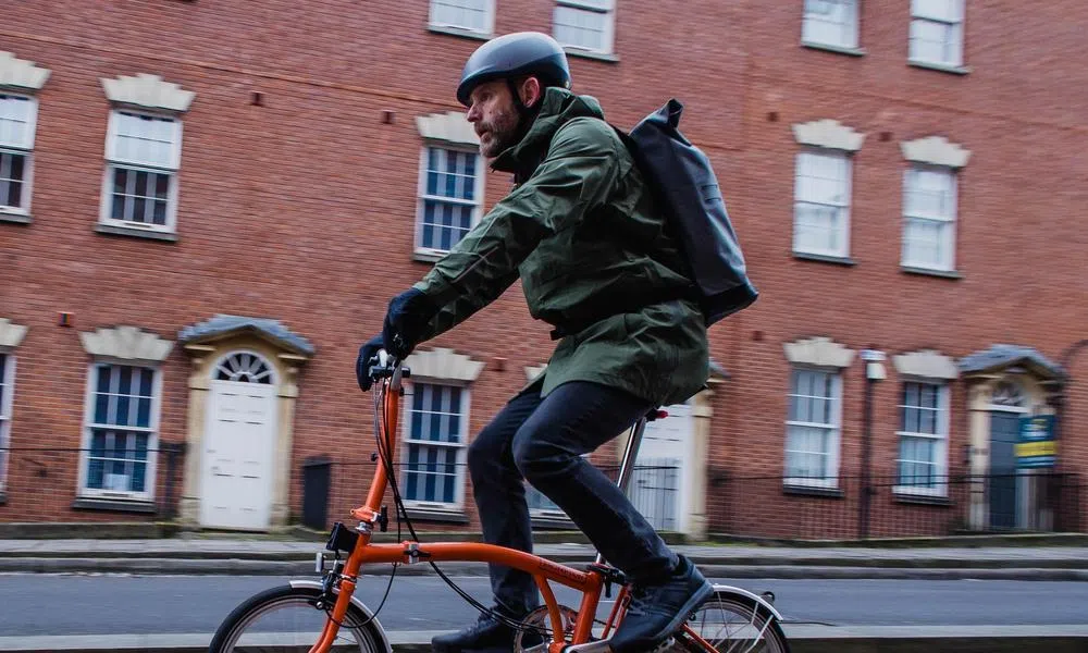 Commuter on brompton 