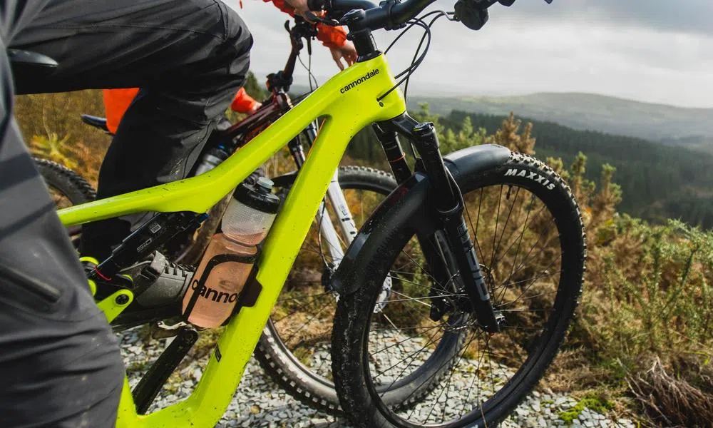 Bottle and Bottle Cage on a Cannondale Scalpel mtb