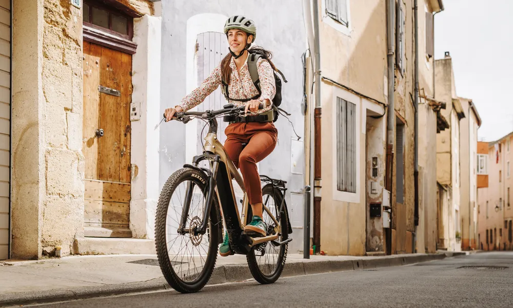 Women's Cycling - Electric Bikes
