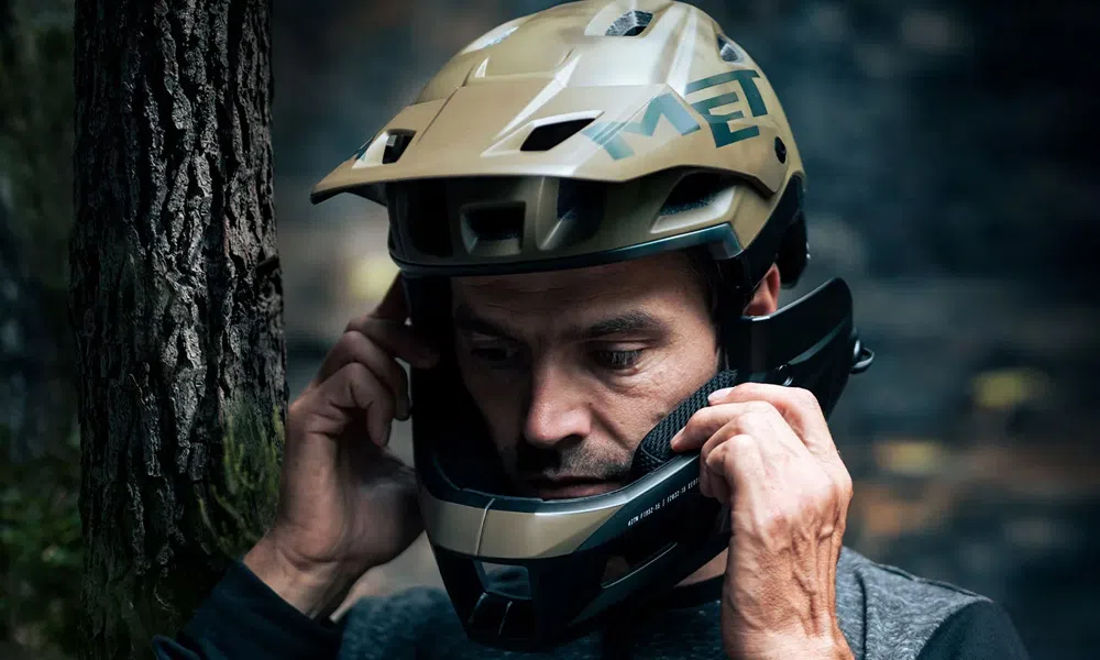 gold met mountain bike full face helmet