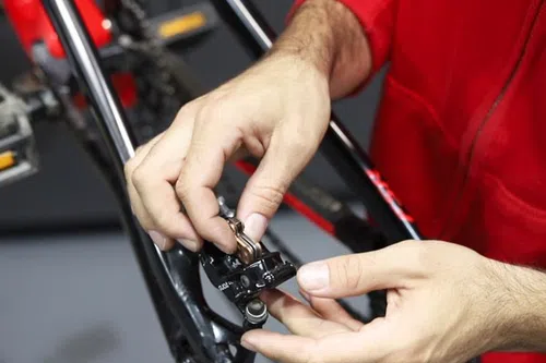 Changing the disc brake pads on a bike