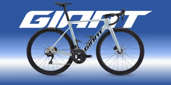 Giant Propel Advanced 2 2026 - Road Bike