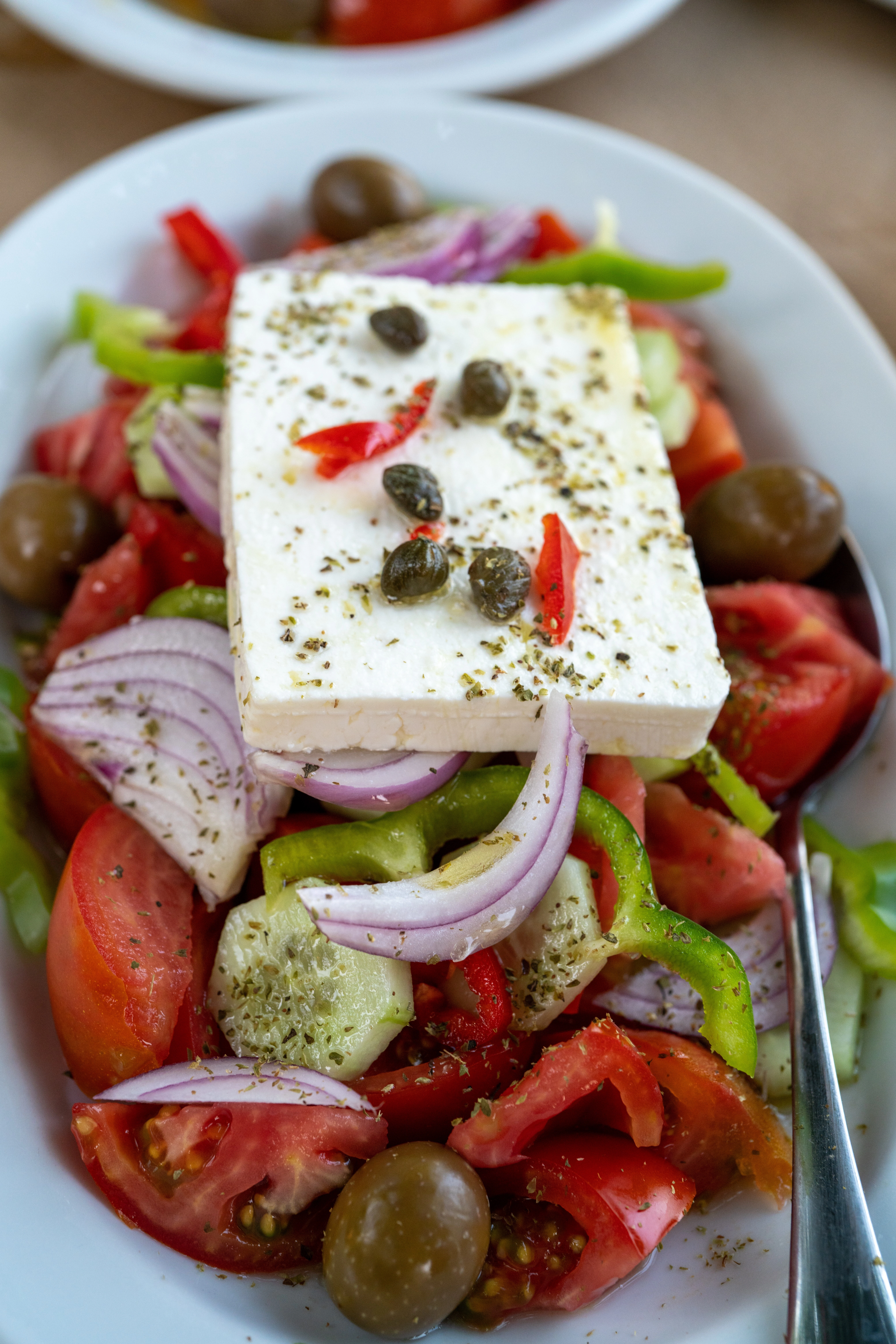 greek salad with tofu