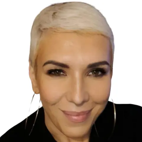 Image of Doctor Agnes Antecka Working in Blood Tests department