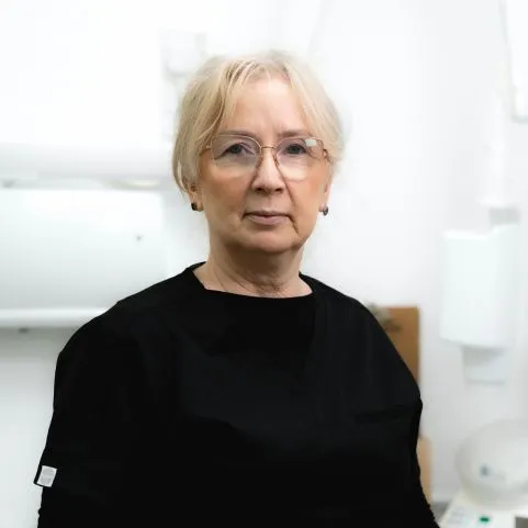 Image of Doctor Jagoda Skibińska Working in Dentistry department