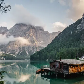 q5-luca-bravo-zAjdgNXsMeg-unsplash.b566c59dafa51557652d1b19f4ddf883.webp