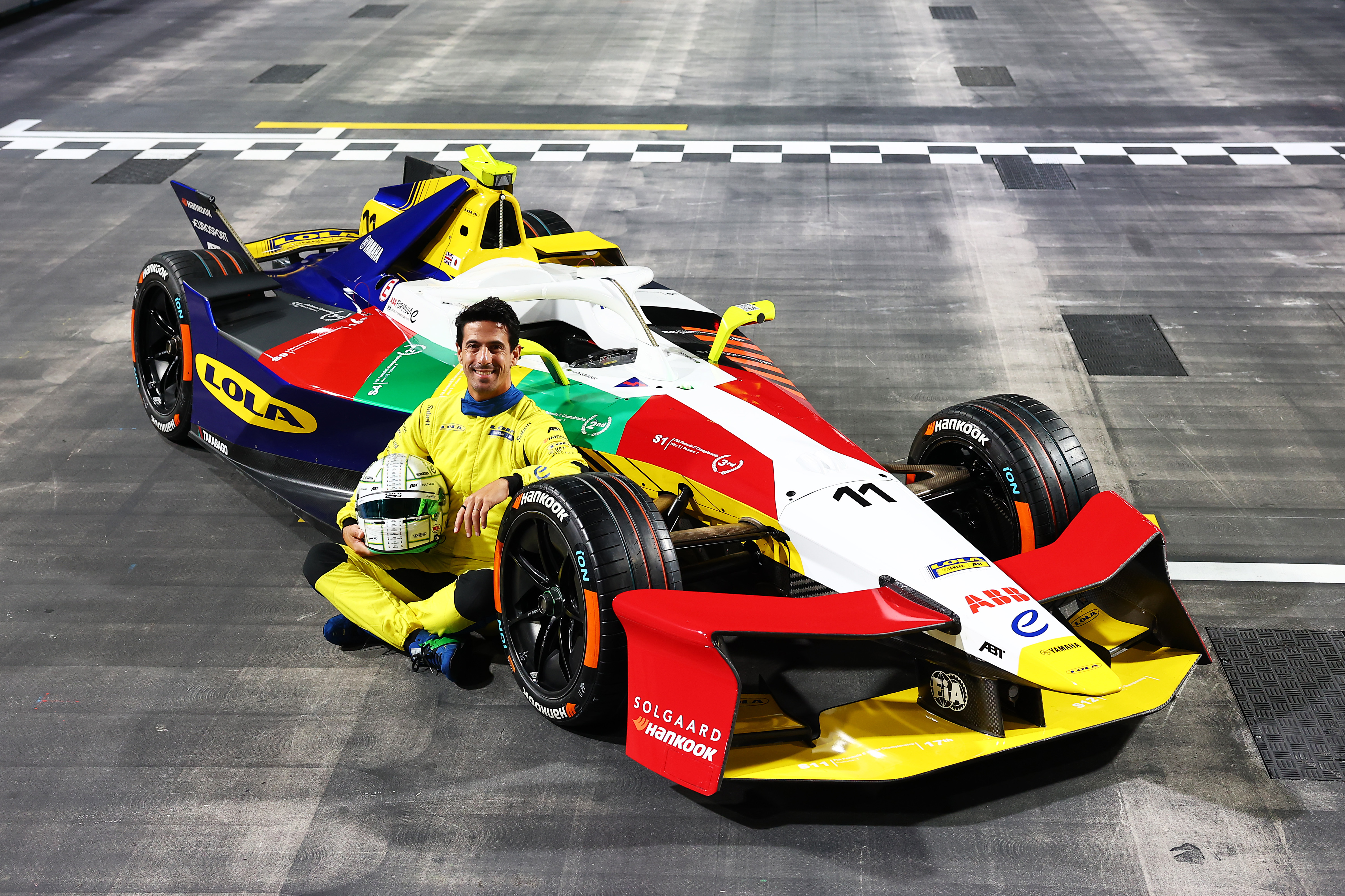 Lucas di Grassi takes final bow in London