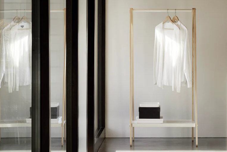 clothes-rack.PNG
