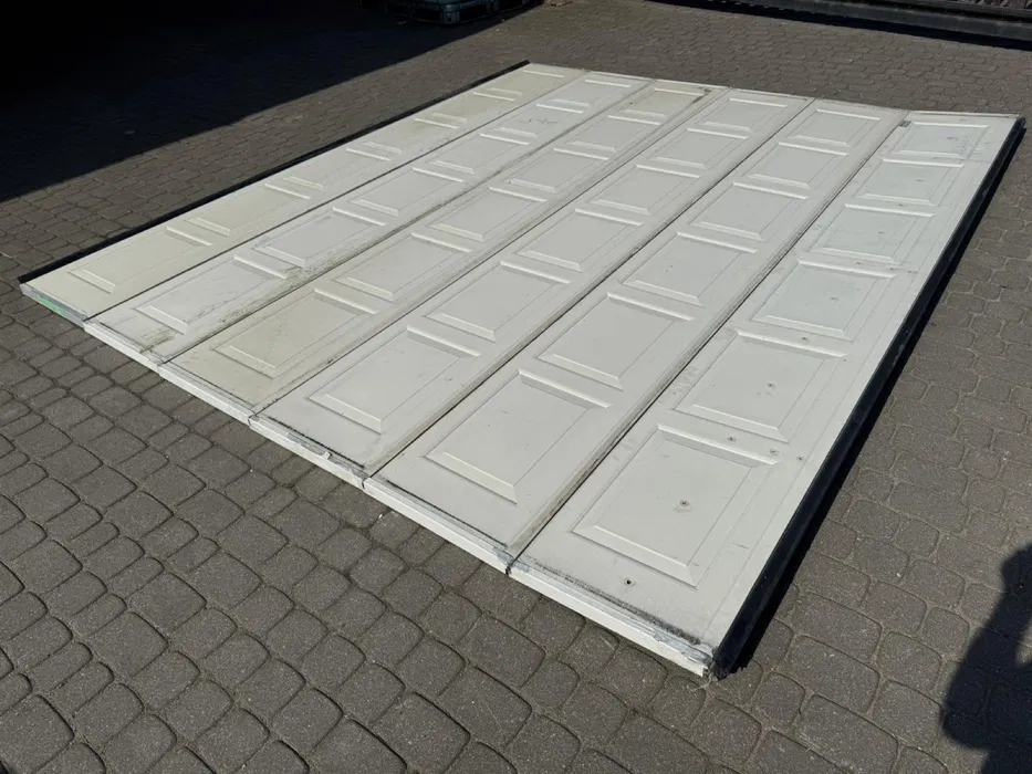 Brama elektryczna segmentowa