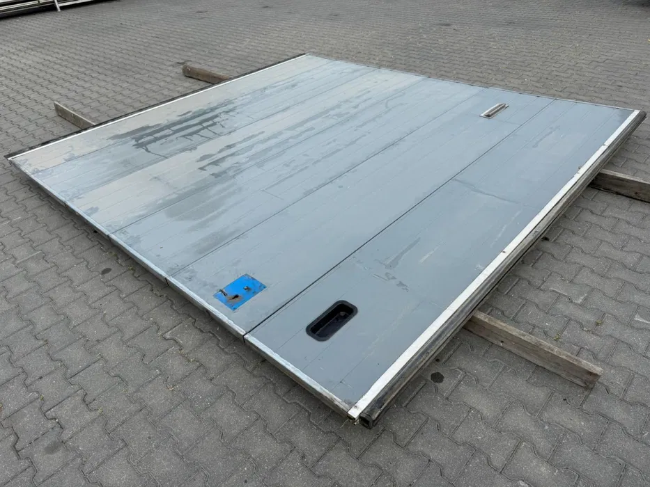 Brama elektryczna segmentowa