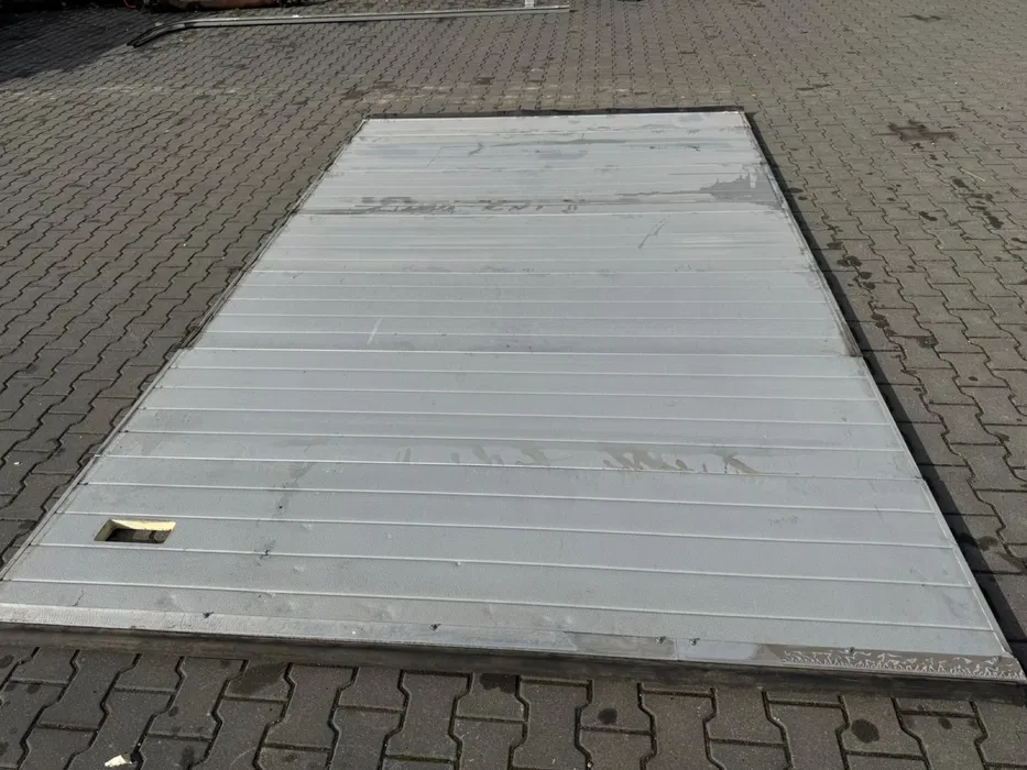 Brama elektryczna segmentowa