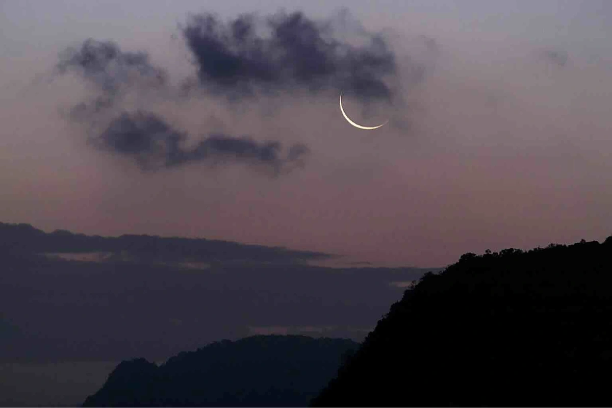 Does the New Moon Affect Sleep?