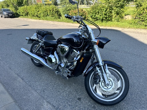 Прокат мотоциклов Минск Honda - VTX 1800C