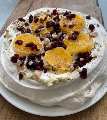 Spiced Festive Pavlova