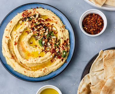 Roasted Red Pepper Hummus with Flatbread