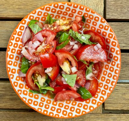 Chapter 1 - Insights into the Mediterranean diet and the importance of specific nutrients for cancer survivors