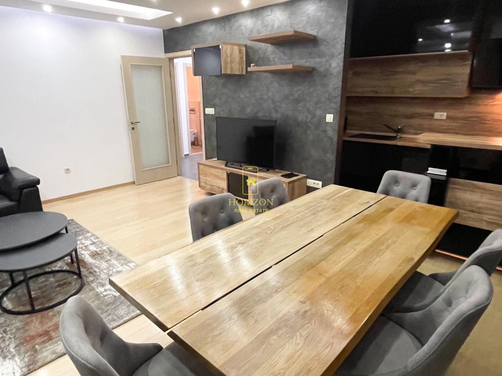 Trosoban stan 100m2, City Kvart