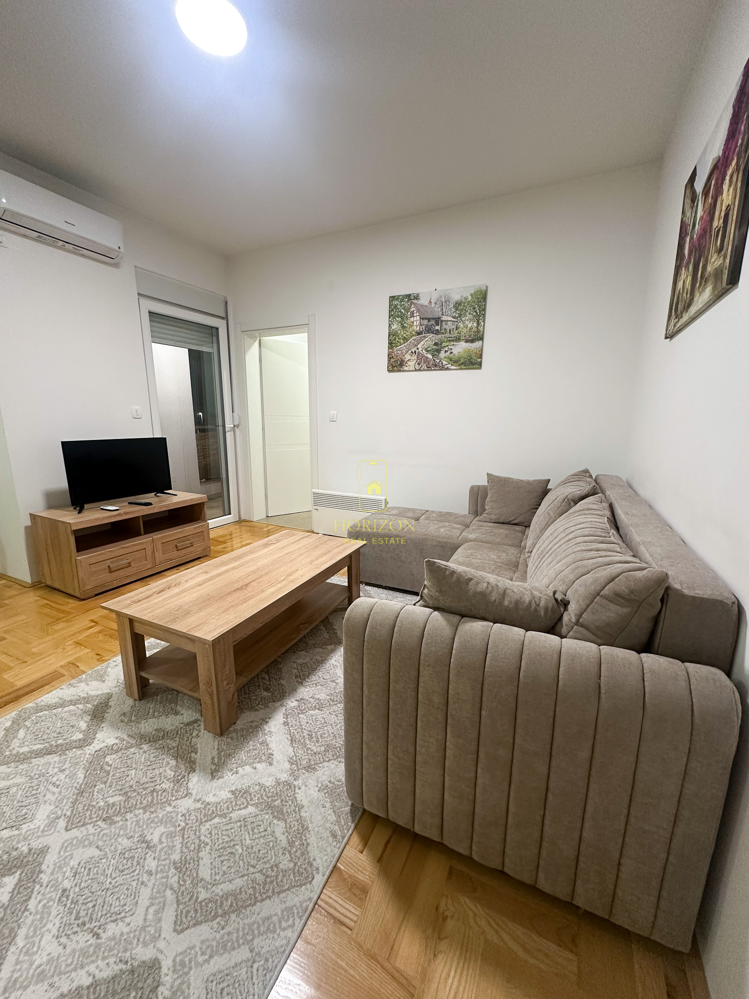 Dvosoban stan 56m2, Stari Aerodrom
