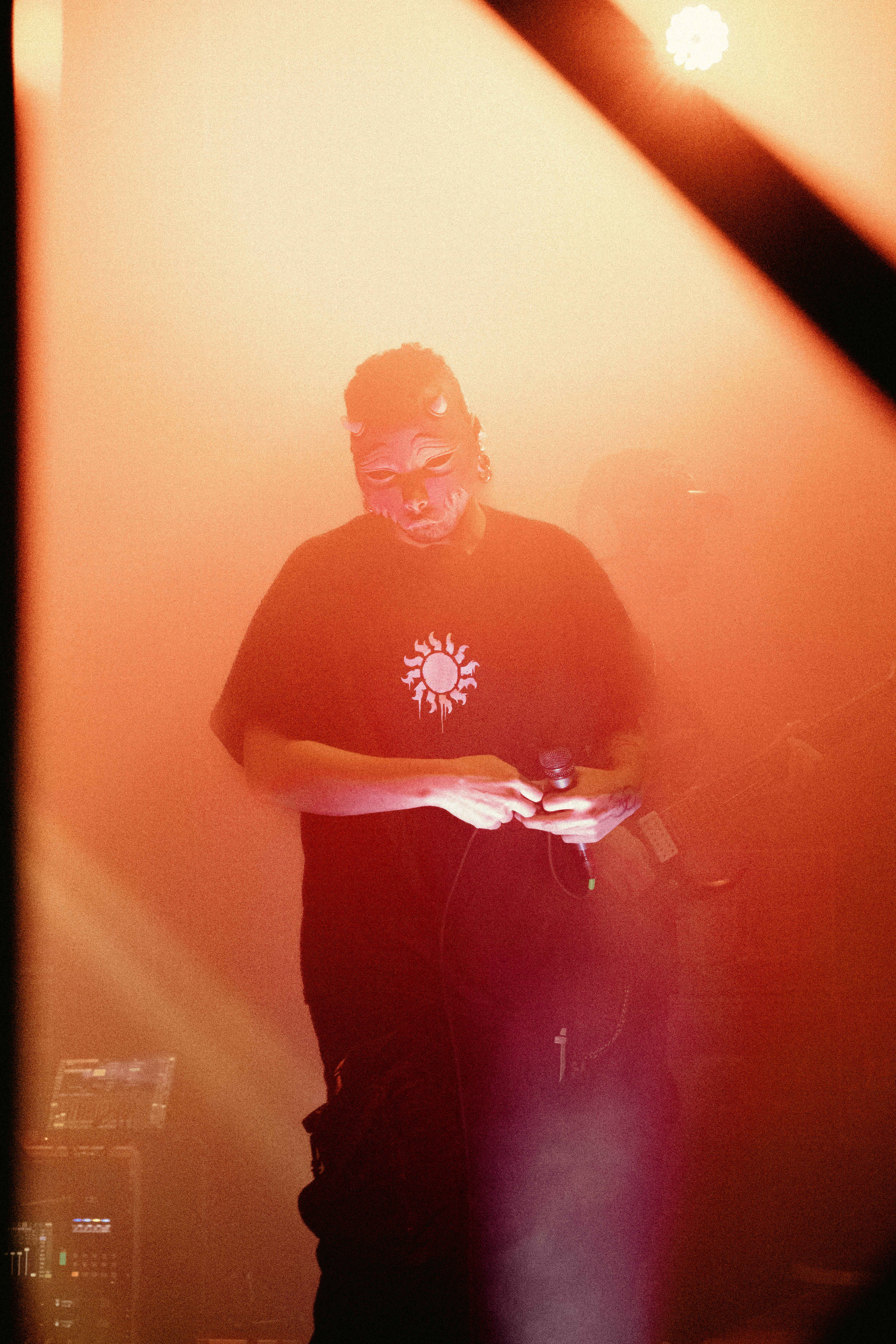 Concert | Chanteur, Kheos