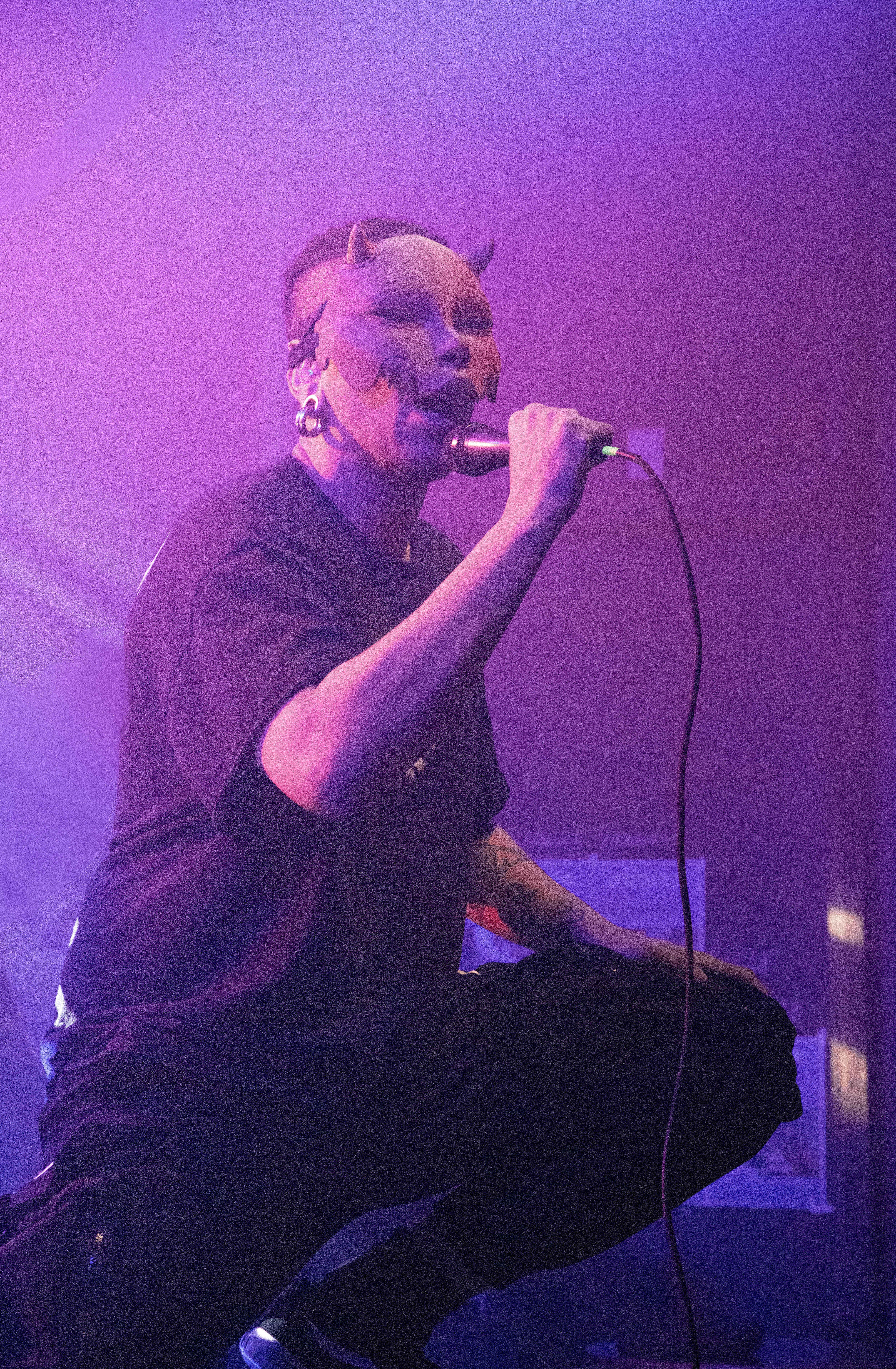 Concert | Chanteur, Kheos