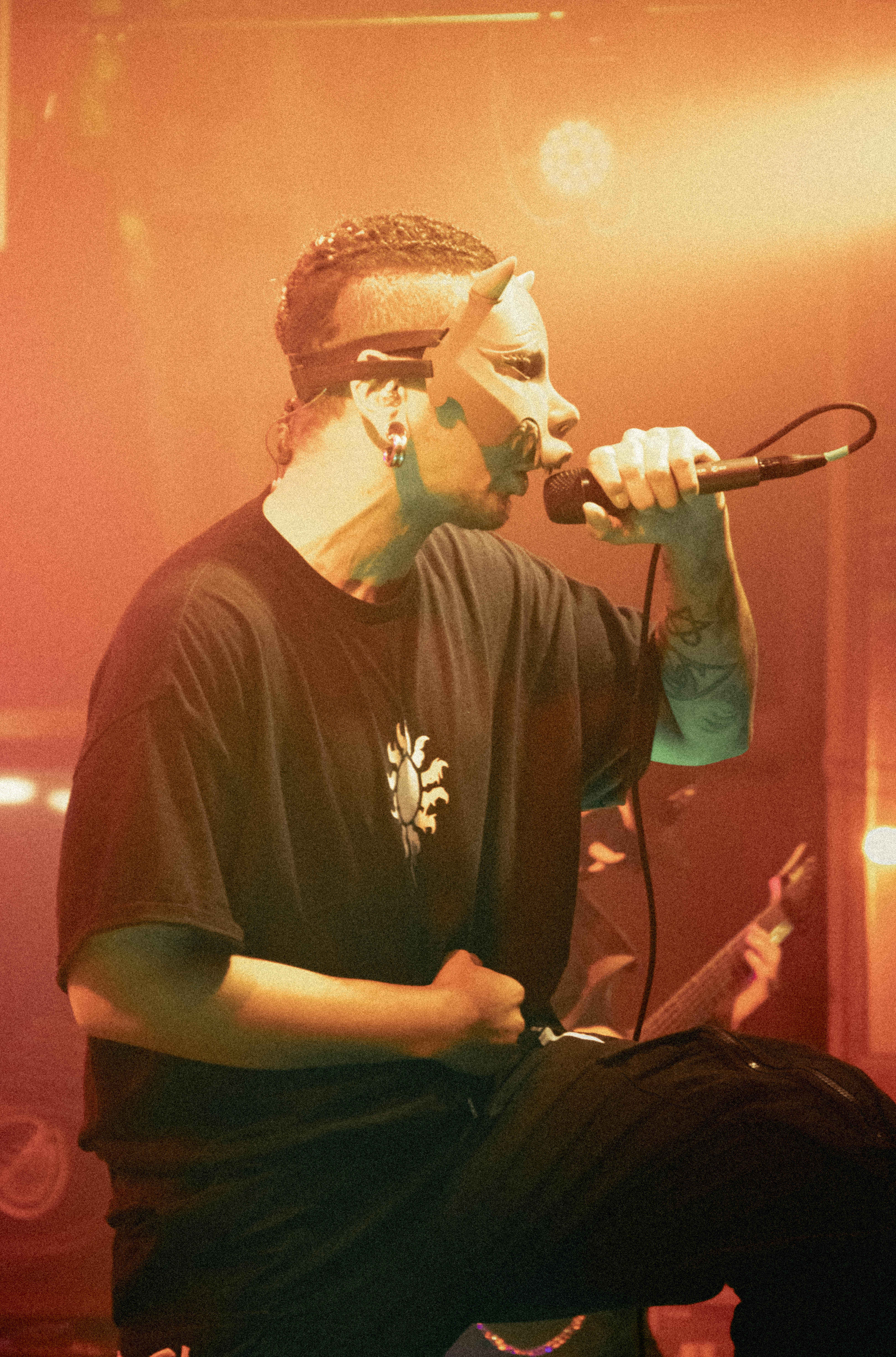 Concert | Chanteur, Kheos