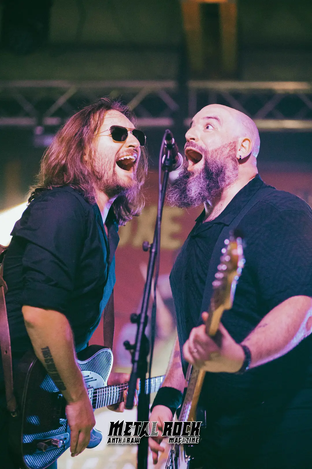 Concert | Deluxe Renegades