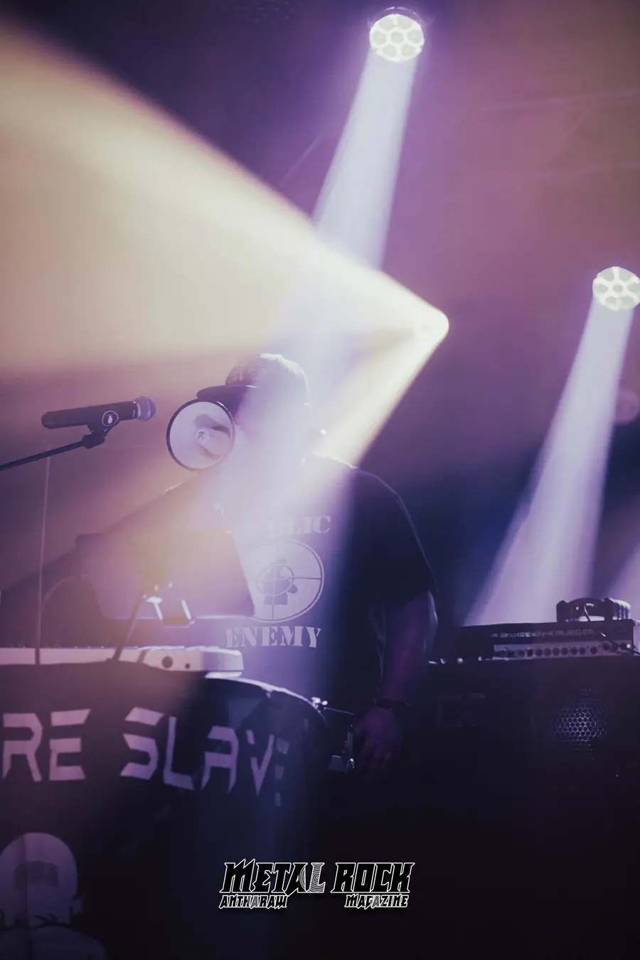 Concert | One More Slave