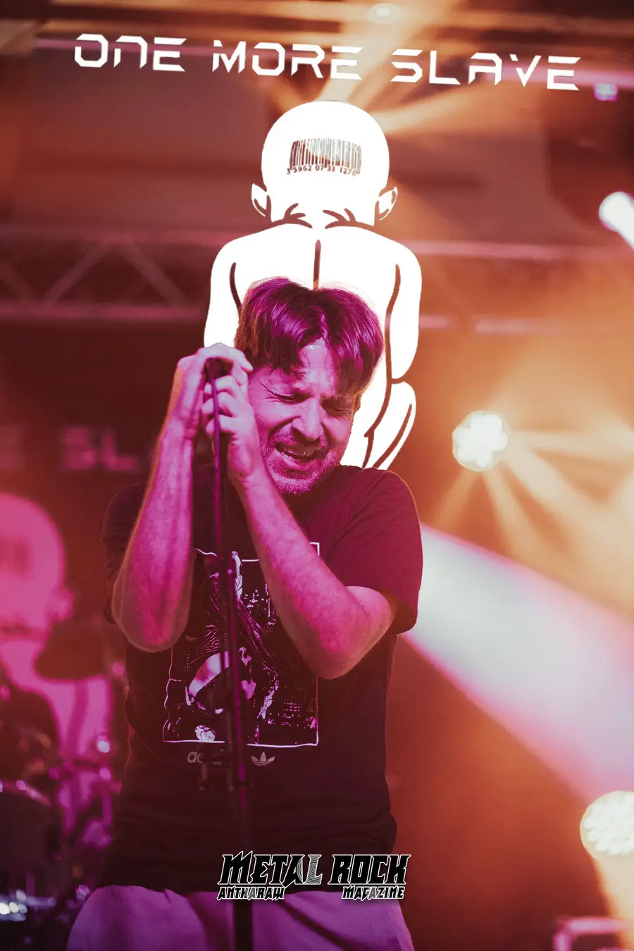Concert | One More Slave